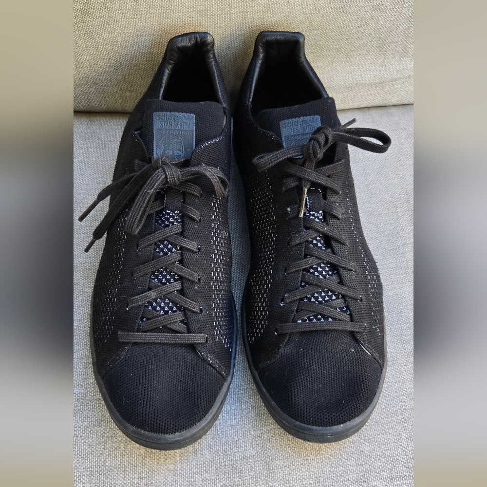 Men's Adidas Stan Smith Black Knit Sneakers - Classic Low-Top Lace-Up